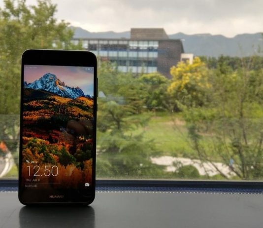 Google Play Store on Huawei Nova 2