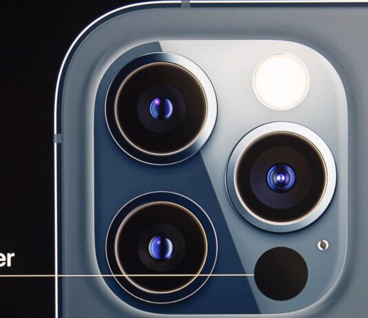 create 3D render on iPhone