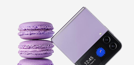 Galaxy Z Flip 4 stuck at Samsung logo