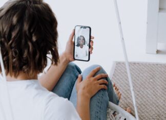 Google Meet iPhone Browser: Join Calls Without the App