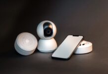 Turn Your Old Android Phone Into a Security Camera (Free)