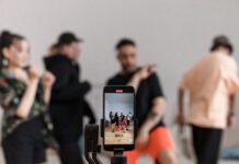 Flagship Smartphone Video Test: Blind Camera Showdown