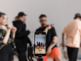 Flagship Smartphone Video Test: Blind Camera Showdown