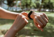 Galaxy Watch Ultra 2 Brightness: 5,000 Nits Leaked for Outdoor Clarity