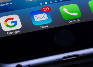 Gmail Warning Feature Stops You From Emailing the Wrong Person